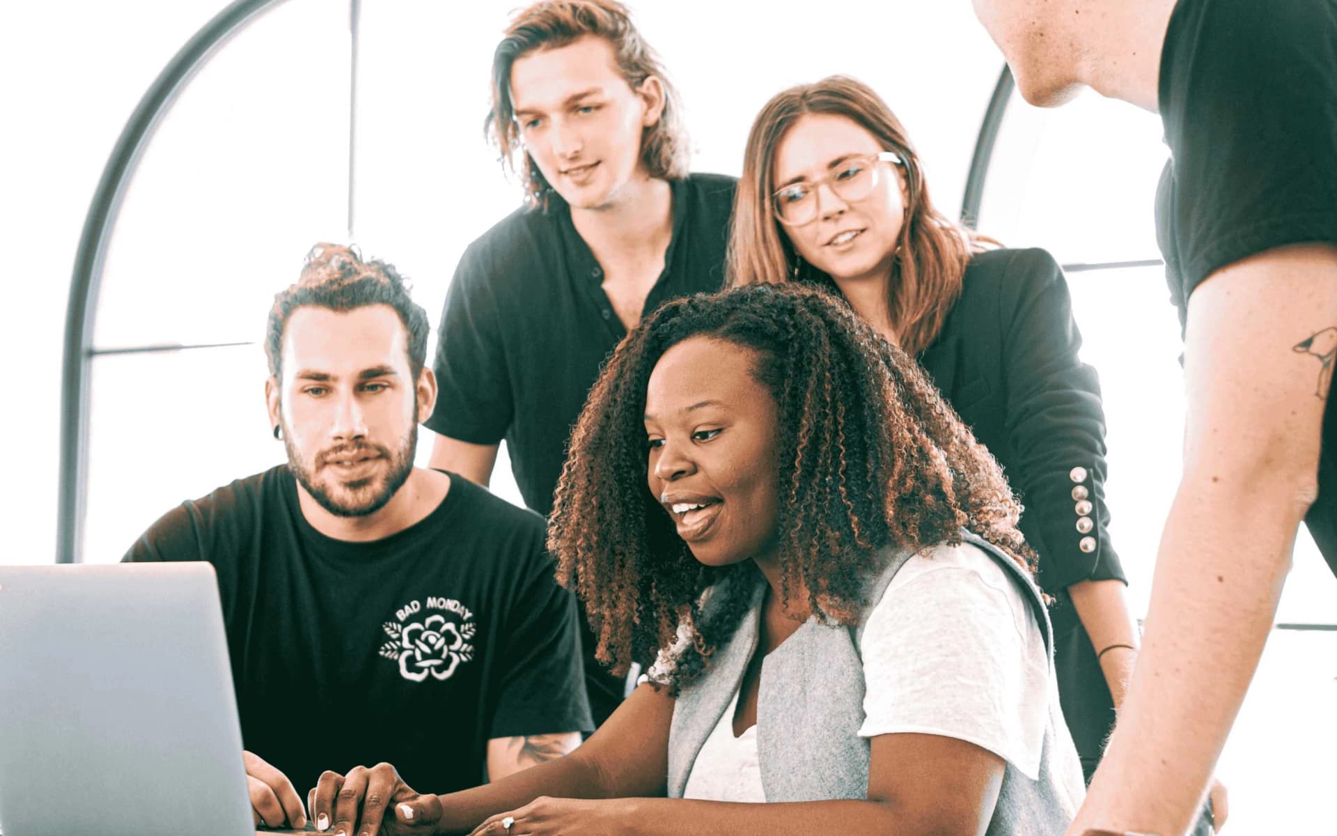 Global employment and EOR services