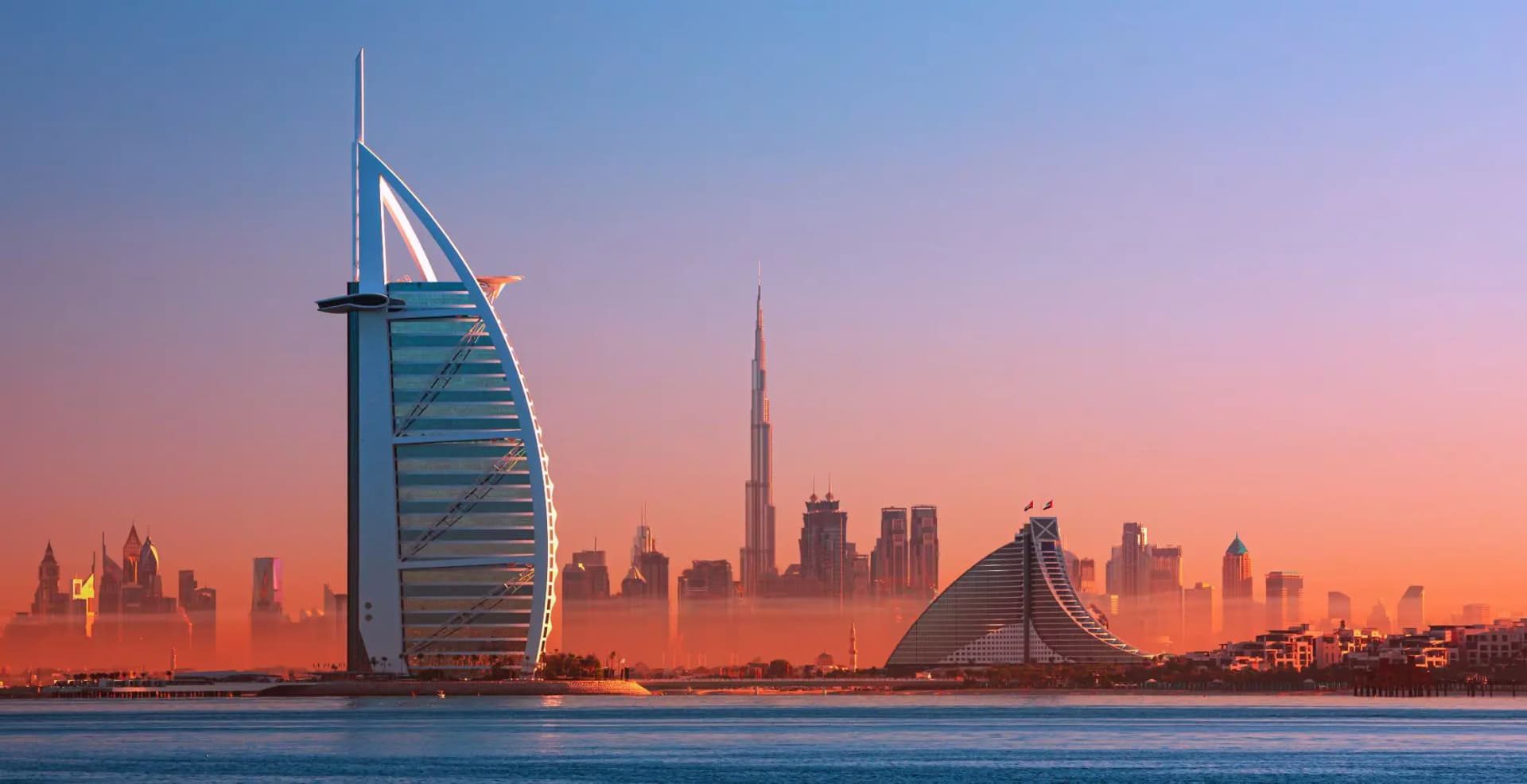 UAE Contractor Management – Compliant freelancer and contractor onboarding in the United Arab Emirates by Jackson & Frank.